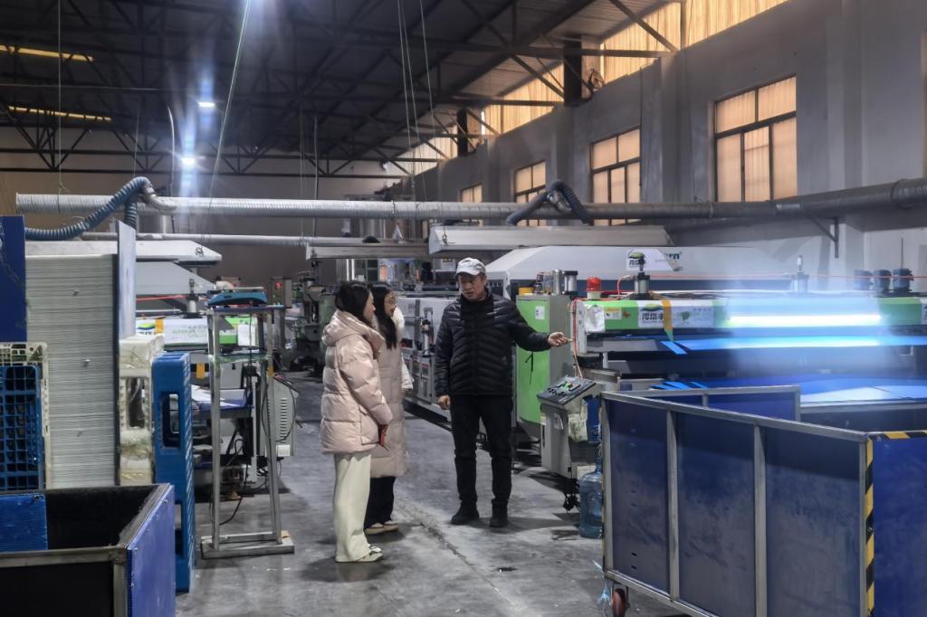 訪企拓崗促就業(yè) 深化合作育新才——商務(wù)貿(mào)易系教師赴海岱豐(山東)新材料科技等企業(yè)走訪調(diào)研